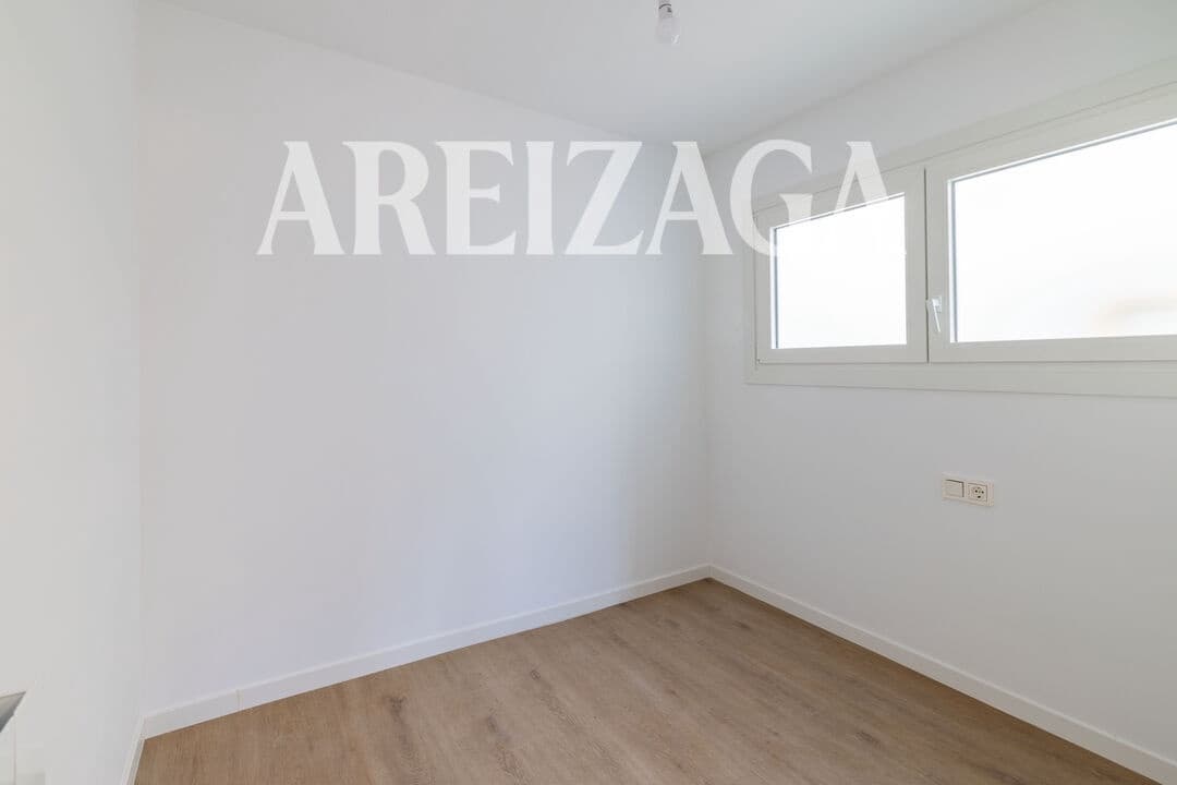 2 makuuhuone Kattohuoneisto myytävänä paikassa Donostia-San Sebastian - 629 000 € (Ref: 9460848)