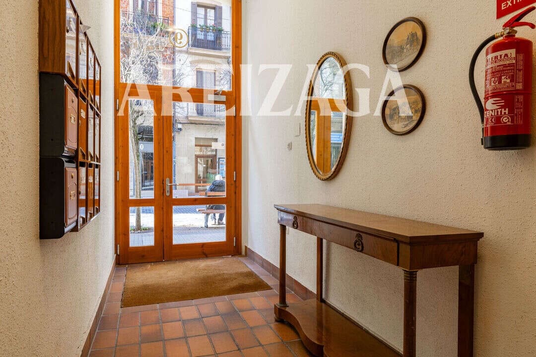 2 makuuhuone Kattohuoneisto myytävänä paikassa Donostia-San Sebastian - 629 000 € (Ref: 9460848)