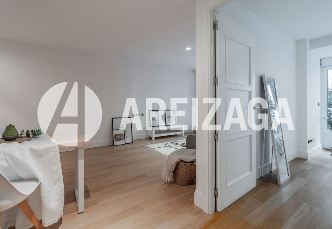 1 quarto Apartamento para venda em Donostia-San Sebastian - 655 000 € (Ref: 9460849)