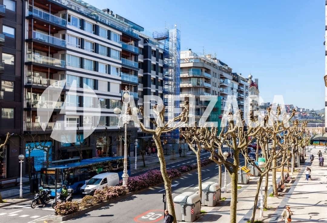 1 quarto Apartamento para venda em Donostia-San Sebastian - 655 000 € (Ref: 9460849)