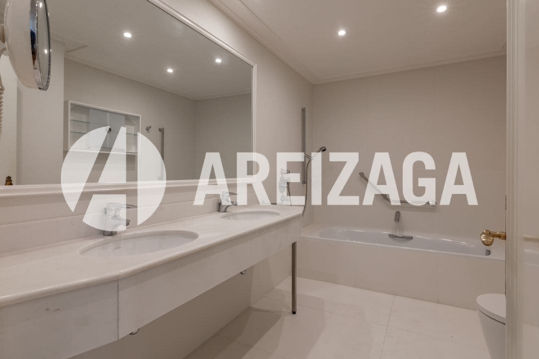 4 chambre Appartement à vendre à Donostia-San Sebastian - 3 500 000 € (Ref: 9470154)