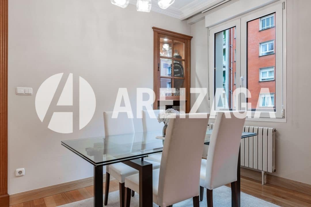 4 sovrum Lägenhet till salu i Donostia-San Sebastian - 775 000 € (Ref: 9471823)