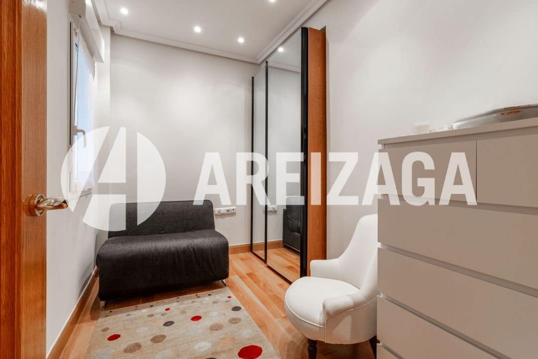 4 sovrum Lägenhet till salu i Donostia-San Sebastian - 775 000 € (Ref: 9471823)