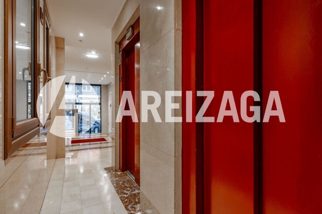 4 sovrum Lägenhet till salu i Donostia-San Sebastian - 775 000 € (Ref: 9471823)
