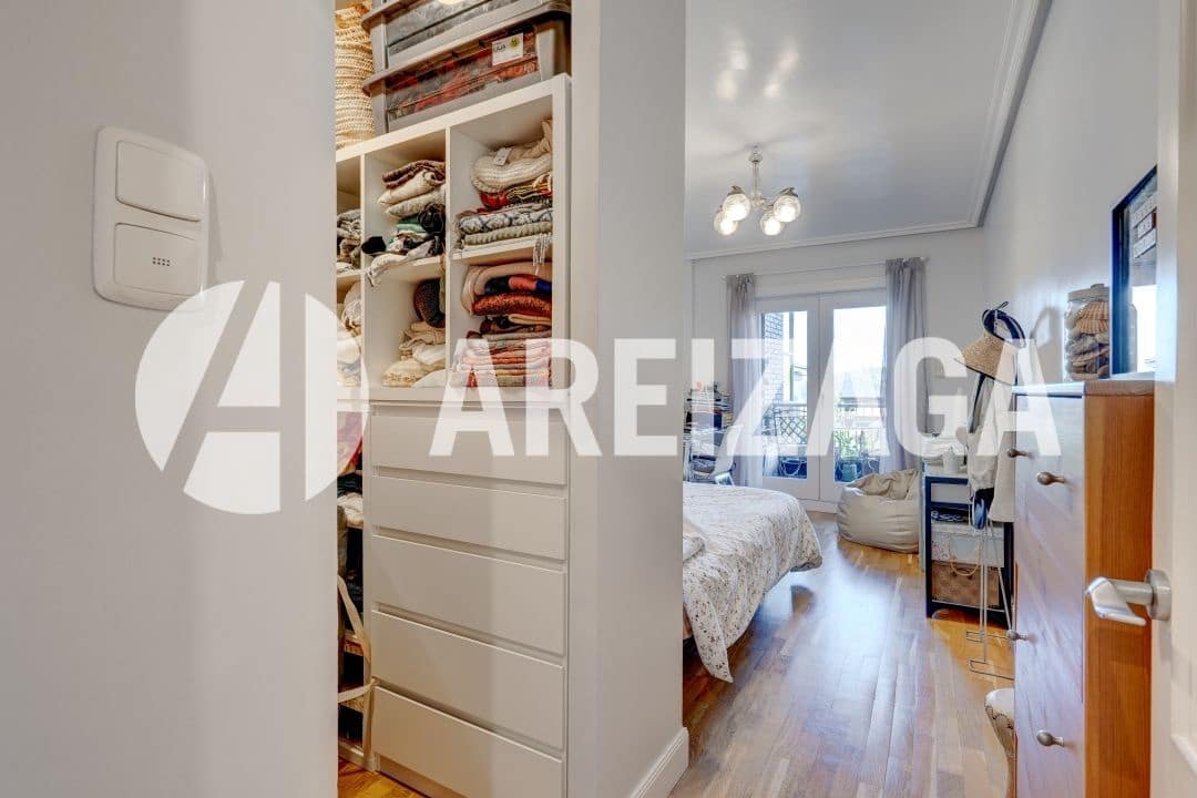 3 makuuhuone Asunto myytävänä paikassa Donostia-San Sebastian mukana uima-altaan - 990 000 € (Ref: 9491459)