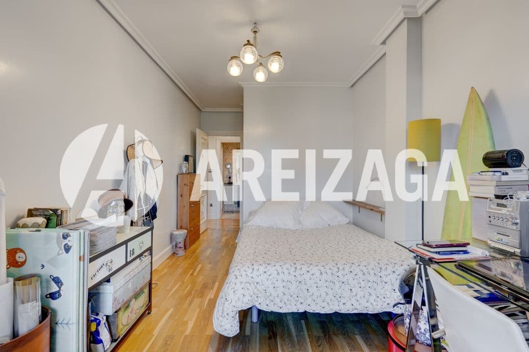 3 makuuhuone Asunto myytävänä paikassa Donostia-San Sebastian mukana uima-altaan - 990 000 € (Ref: 9491459)