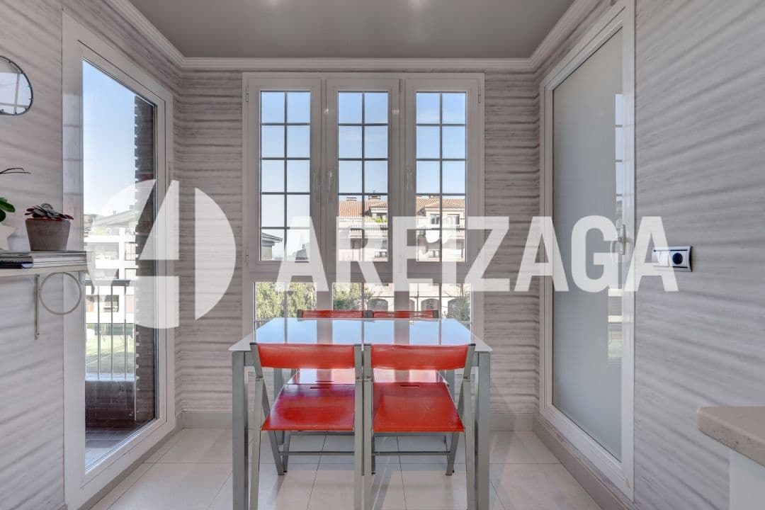 3 makuuhuone Asunto myytävänä paikassa Donostia-San Sebastian mukana uima-altaan - 990 000 € (Ref: 9491459)