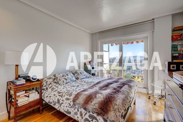 3 makuuhuone Asunto myytävänä paikassa Donostia-San Sebastián mukana uima-altaan - 990 000 € (Ref: 9491459)