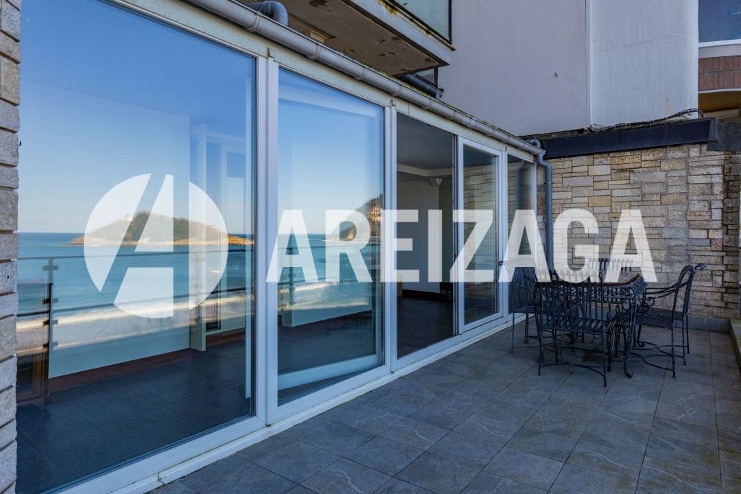 4 bedroom Flat for sale in Donostia-San Sebastian - € 2,600,000 (Ref: 9500950)