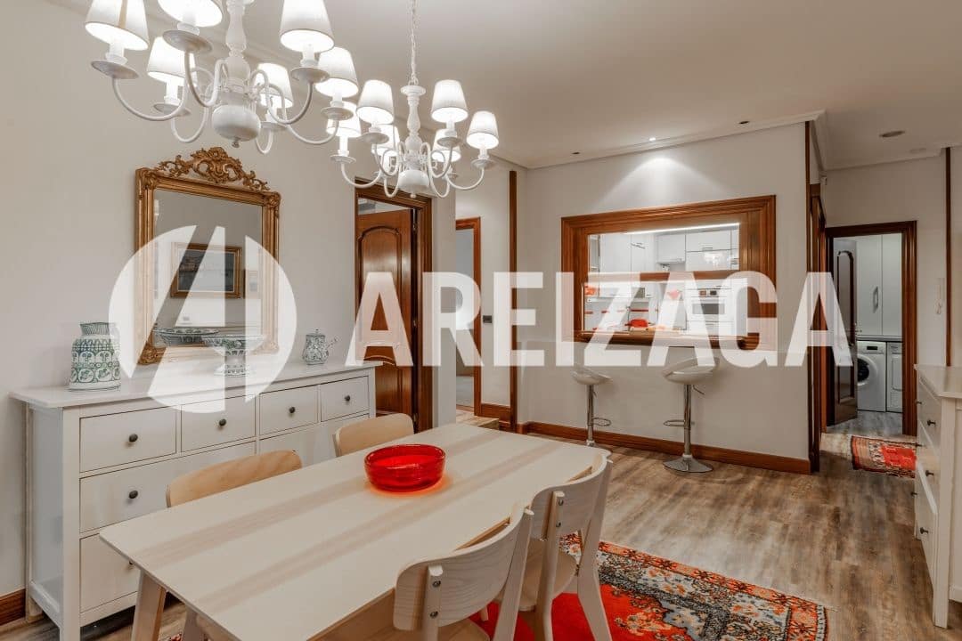 4 bedroom Flat for sale in Donostia-San Sebastian - € 2,600,000 (Ref: 9500950)