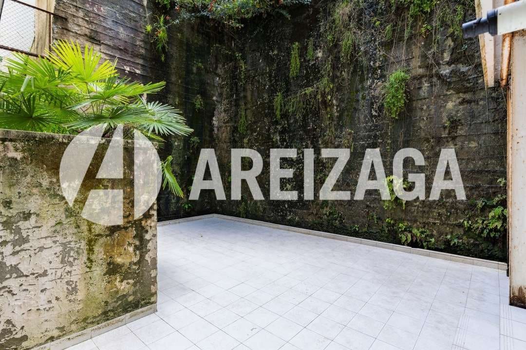 4 bedroom Flat for sale in Donostia-San Sebastian - € 2,600,000 (Ref: 9500950)