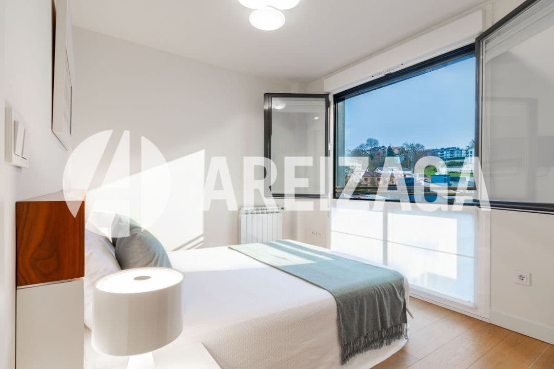 1 bedroom Flat for sale in Donostia-San Sebastian - € 625,000 (Ref: 9517900)