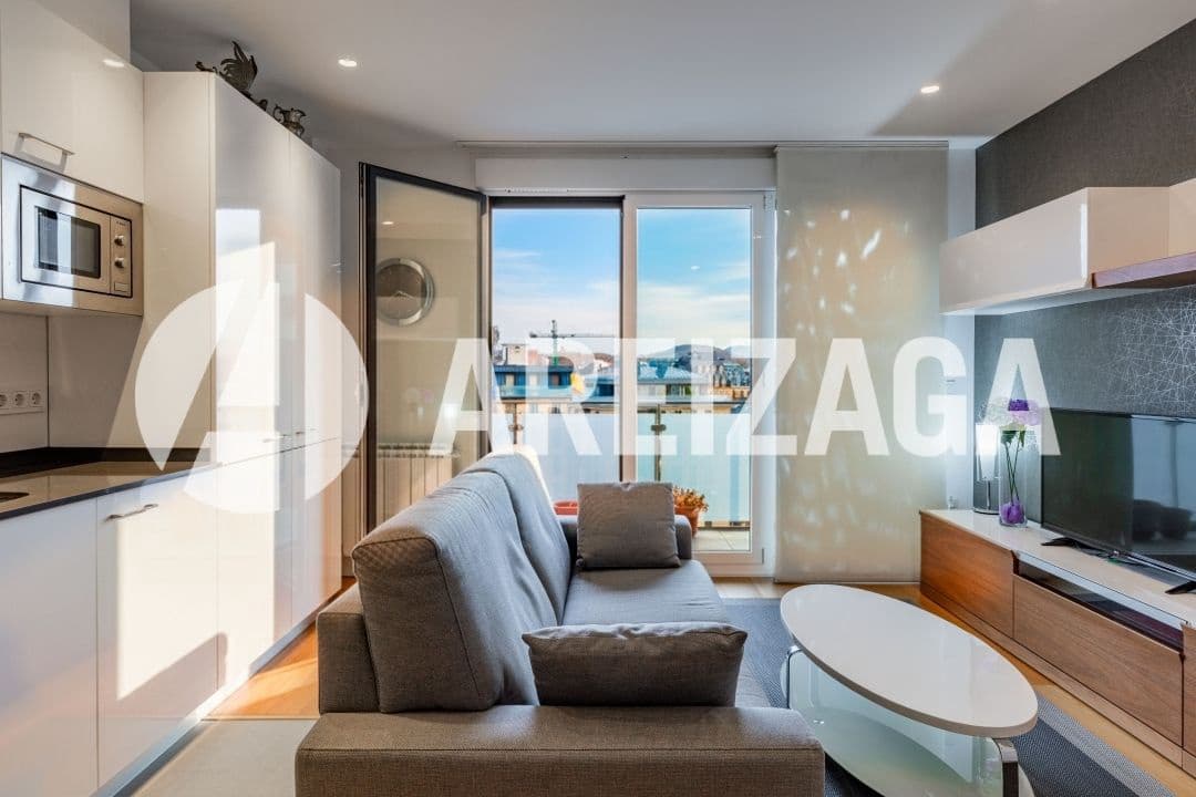 1 bedroom Flat for sale in Donostia-San Sebastian - € 625,000 (Ref: 9517900)