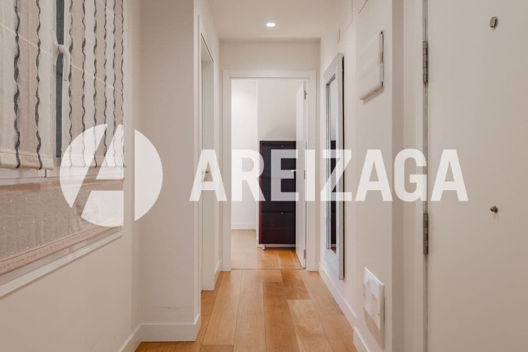 1 bedroom Flat for sale in Donostia-San Sebastian - € 625,000 (Ref: 9517900)