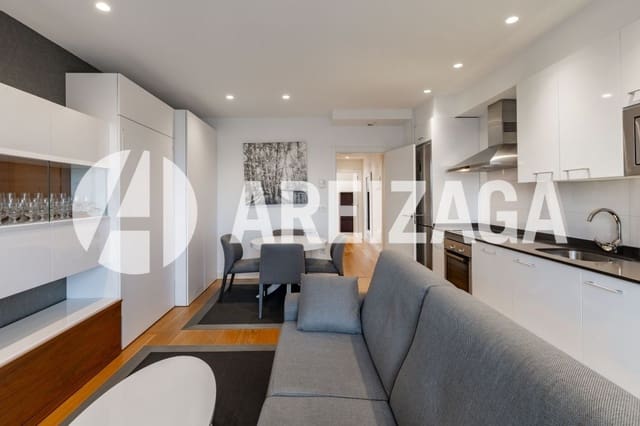 1 bedroom Flat for sale in Donostia-San Sebastián - € 625,000 (Ref: 9517900)