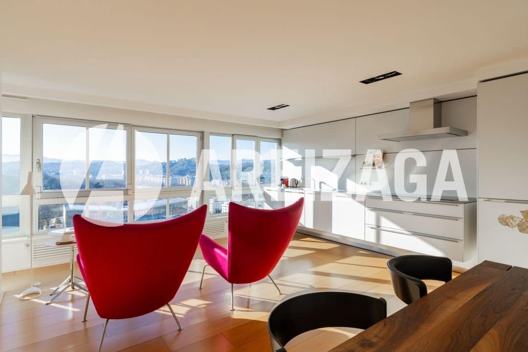 1 bedroom Flat for sale in Donostia-San Sebastian - € 599,900 (Ref: 9539623)
