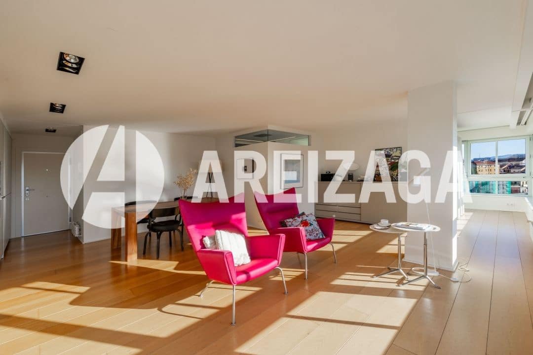 1 bedroom Flat for sale in Donostia-San Sebastian - € 599,900 (Ref: 9539623)