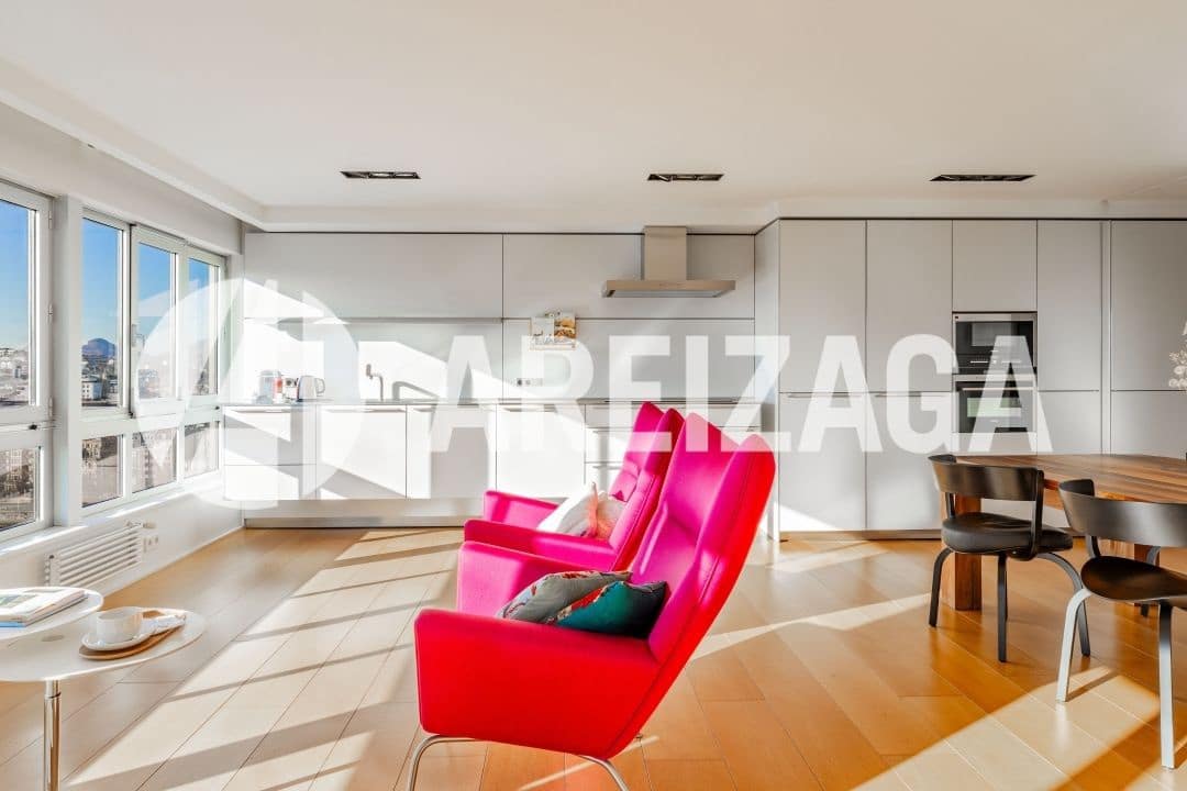 1 bedroom Flat for sale in Donostia-San Sebastian - € 599,900 (Ref: 9539623)