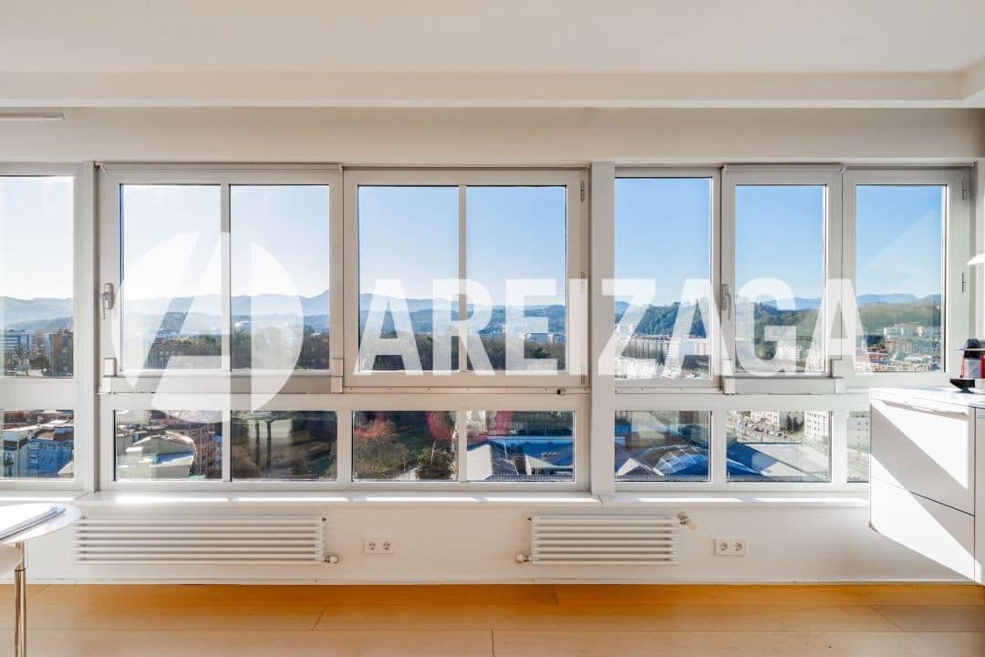 1 bedroom Flat for sale in Donostia-San Sebastian - € 599,900 (Ref: 9539623)