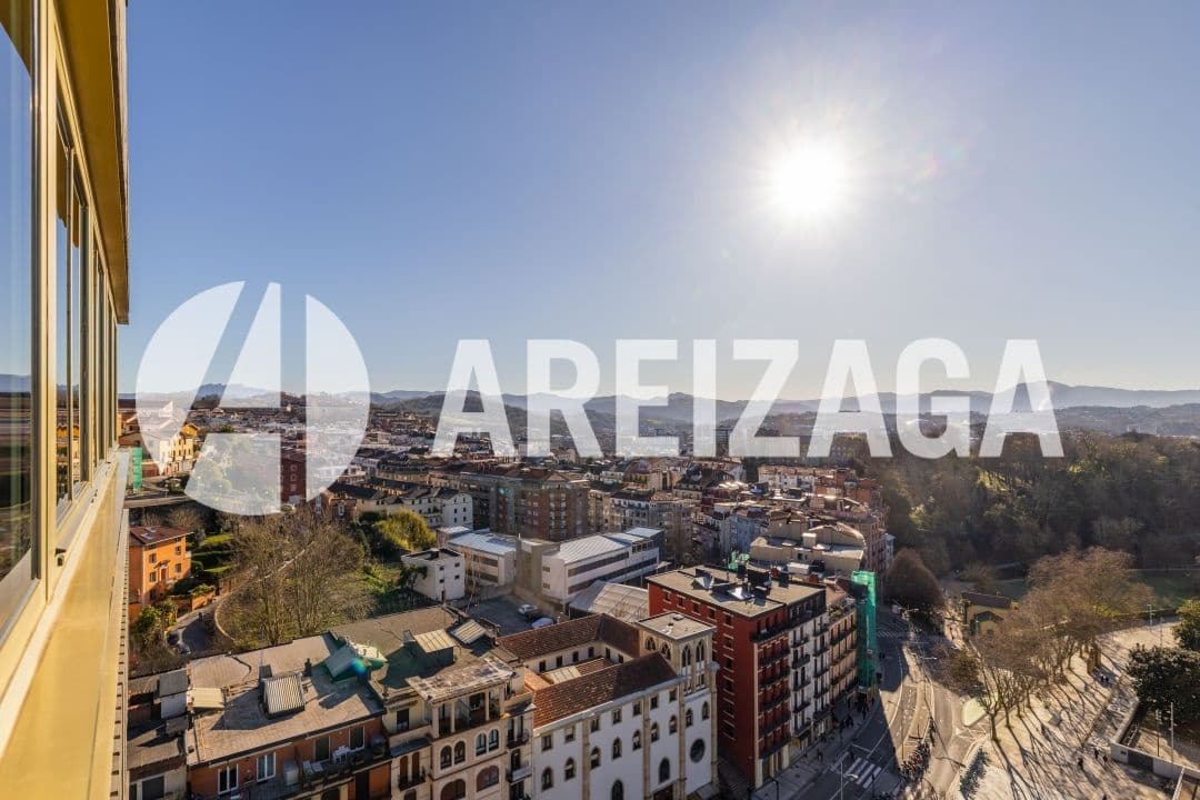 1 bedroom Flat for sale in Donostia-San Sebastian - € 599,900 (Ref: 9539623)