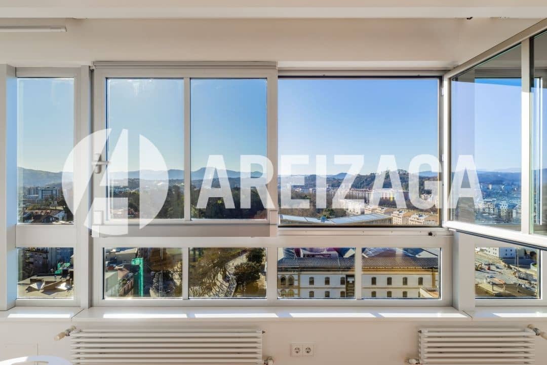 1 bedroom Flat for sale in Donostia-San Sebastian - € 599,900 (Ref: 9539623)