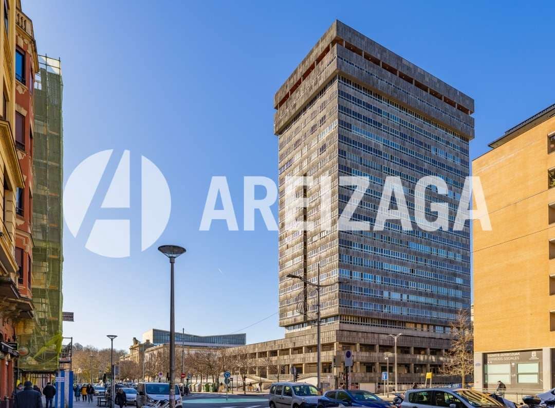 1 bedroom Flat for sale in Donostia-San Sebastian - € 599,900 (Ref: 9539623)