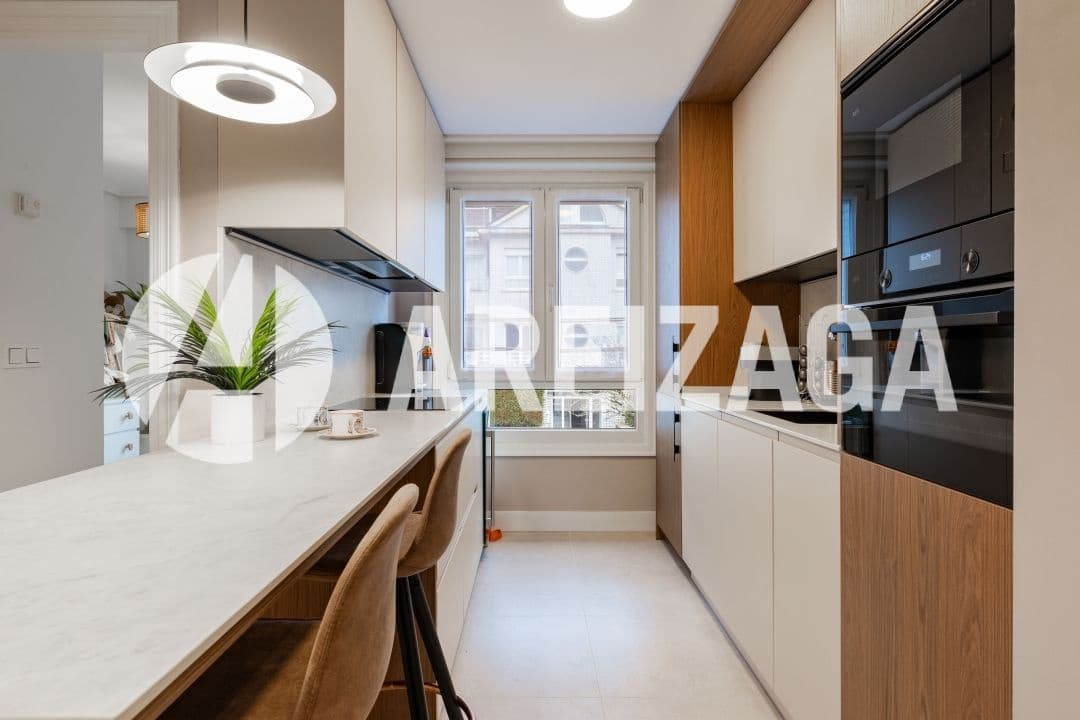 2 bedroom Flat for sale in Donostia-San Sebastian with pool - € 695,000 (Ref: 9539624)