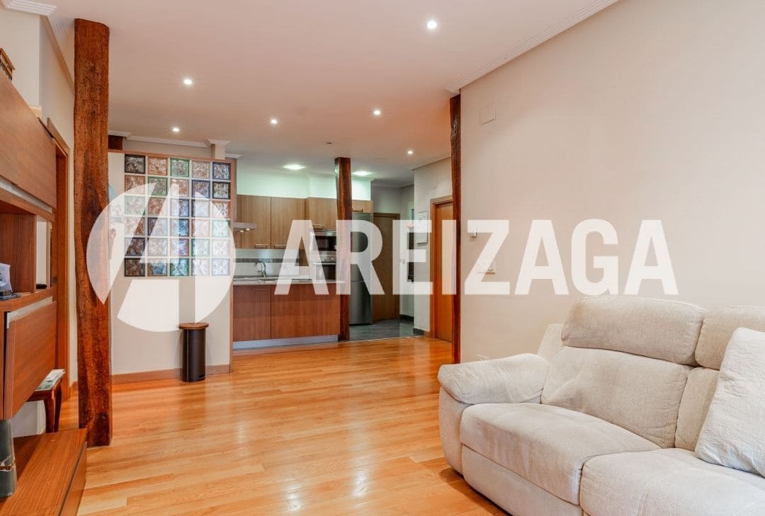 2 bedroom Flat for sale in Donostia-San Sebastian - € 745,000 (Ref: 9542536)