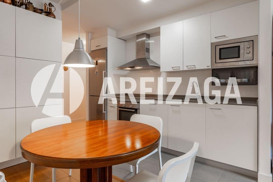 2 quarto Apartamento para venda em Donostia-San Sebastian - 695 000 € (Ref: 9554369)