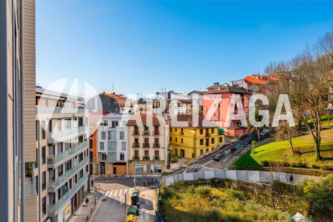 2 quarto Apartamento para venda em Donostia-San Sebastian - 695 000 € (Ref: 9554369)