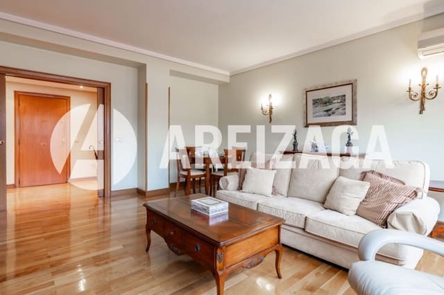 4 slaapkamer Flat te koop in Donostia-San Sebastián - € 795.000 (Ref: 9573670)