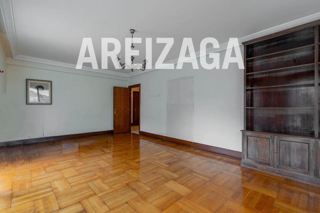 3 bedroom Flat for sale in Donostia-San Sebastian - € 1,500,000 (Ref: 9588482)