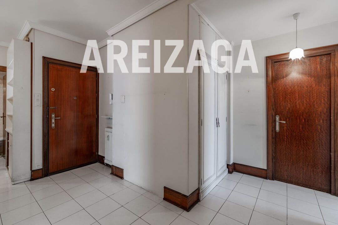 3 bedroom Flat for sale in Donostia-San Sebastian - € 1,500,000 (Ref: 9588482)