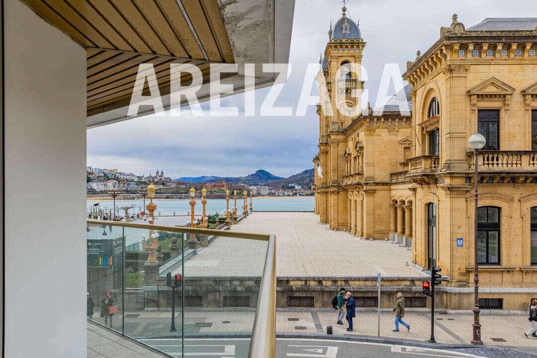3 bedroom Flat for sale in Donostia-San Sebastian - € 1,500,000 (Ref: 9588482)