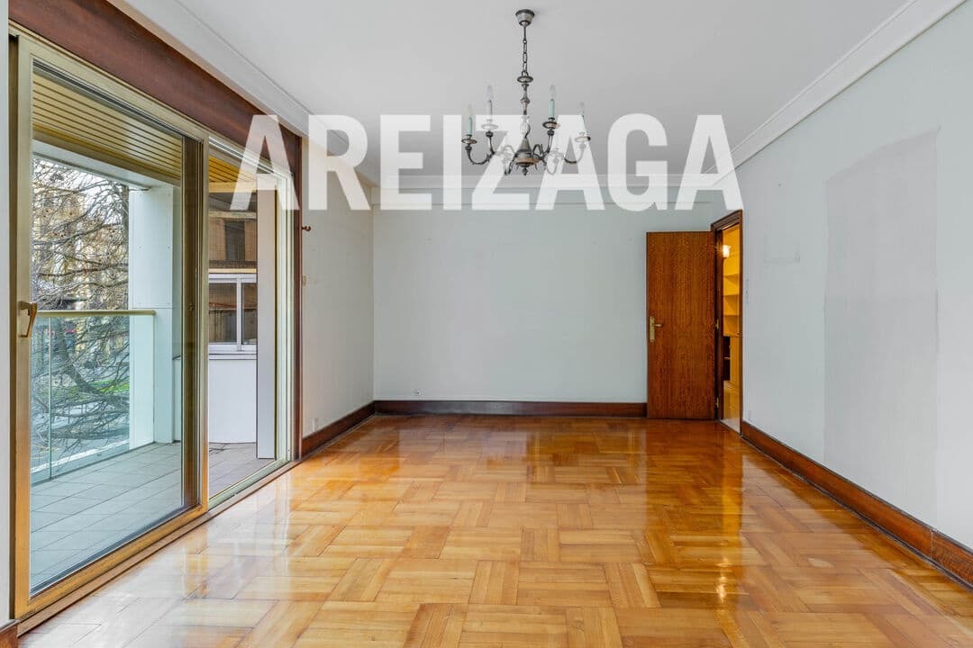 3 bedroom Flat for sale in Donostia-San Sebastian - € 1,500,000 (Ref: 9588482)