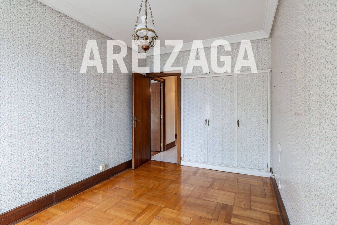 3 bedroom Flat for sale in Donostia-San Sebastian - € 1,500,000 (Ref: 9588482)