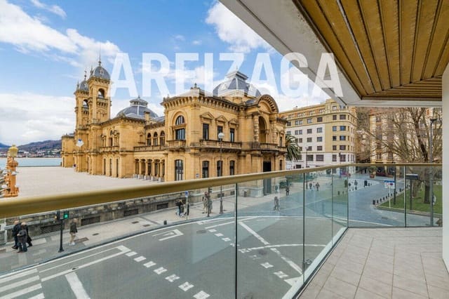 3 soveværelse Lejlighed til salg i Donostia-San Sebastián - € 1.500.000 (Ref: 9588482)