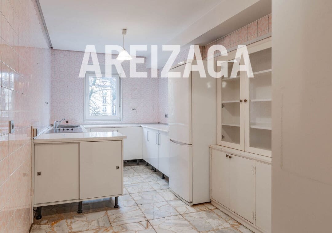 3 bedroom Flat for sale in Donostia-San Sebastian - € 1,500,000 (Ref: 9588482)