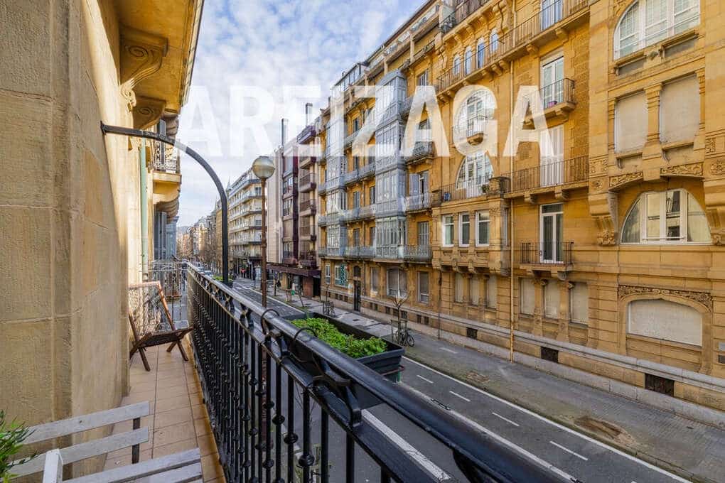 1 soverom Leilighet til salgs i Donostia-San Sebastian - € 595 000 (Ref: 9614219)