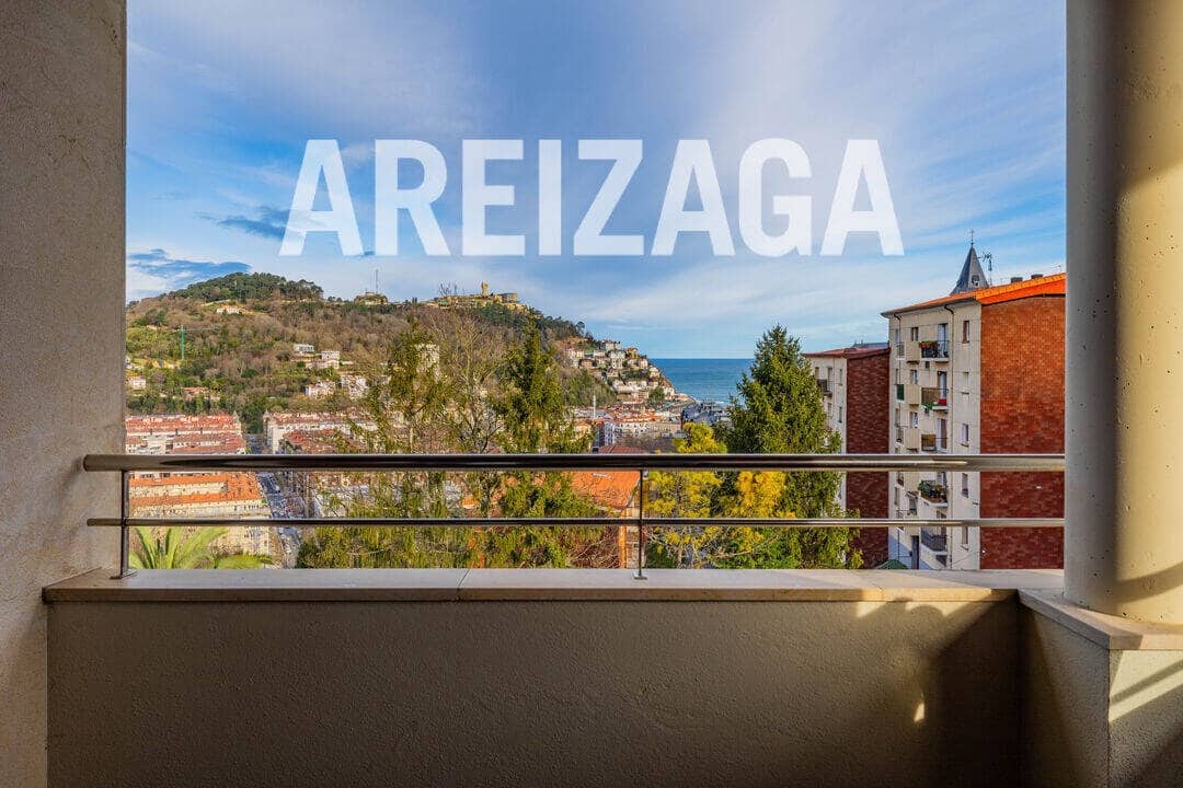 3 bedroom Flat for sale in Donostia-San Sebastian - € 830,000 (Ref: 9624073)