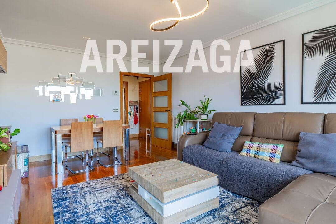 3 bedroom Flat for sale in Donostia-San Sebastian - € 830,000 (Ref: 9624073)