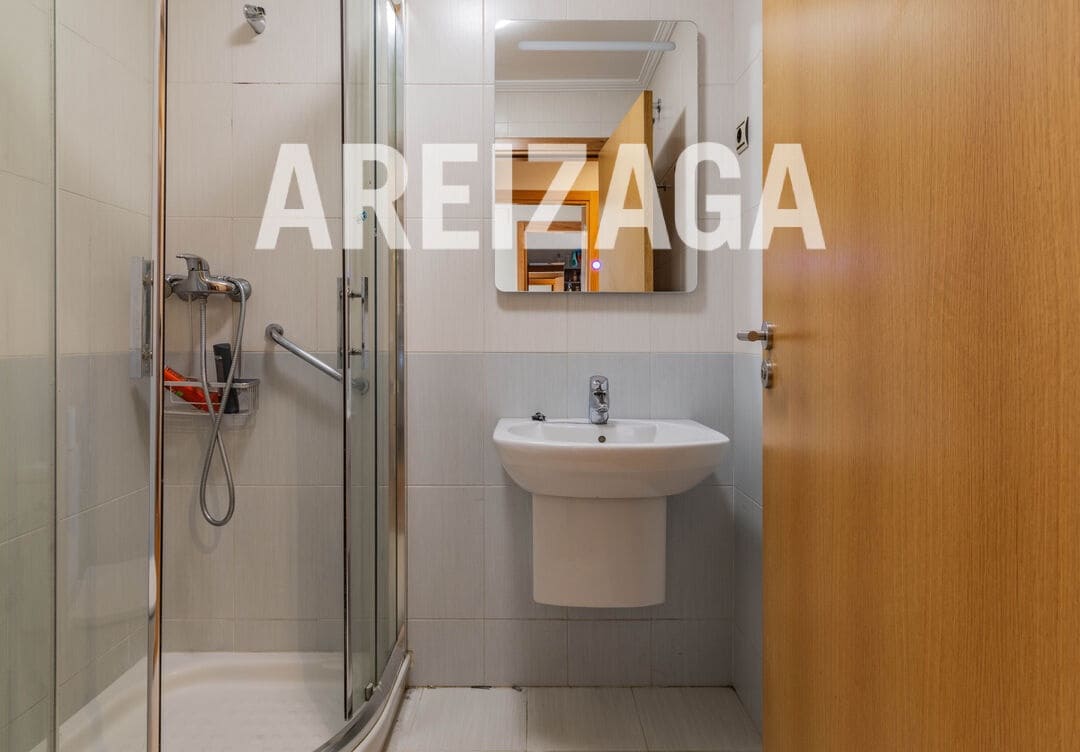 3 bedroom Flat for sale in Donostia-San Sebastian - € 830,000 (Ref: 9624073)