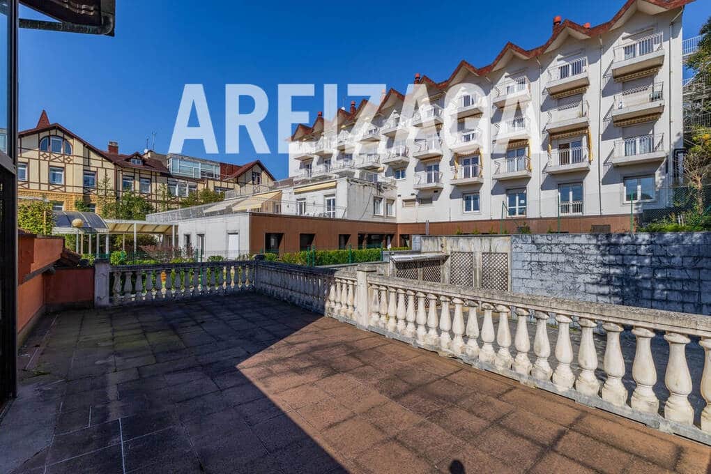 6 sypialnia Willa na sprzedaż w Donostia-San Sebastian - 2 500 000 € (Ref: 9635130)