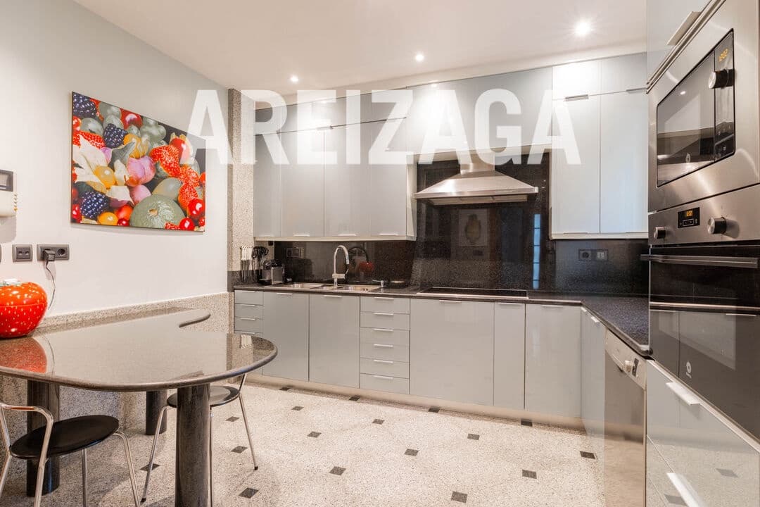6 sypialnia Willa na sprzedaż w Donostia-San Sebastian - 2 500 000 € (Ref: 9635130)