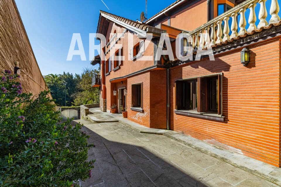 6 sypialnia Willa na sprzedaż w Donostia-San Sebastian - 2 500 000 € (Ref: 9635130)