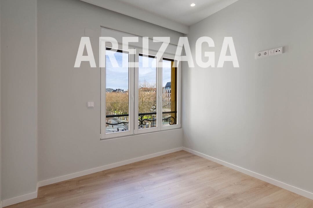 2 quarto Apartamento para venda em Donostia-San Sebastian - 1 525 000 € (Ref: 9650663)