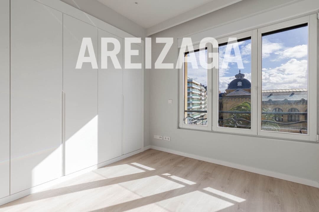 2 quarto Apartamento para venda em Donostia-San Sebastian - 1 525 000 € (Ref: 9650663)