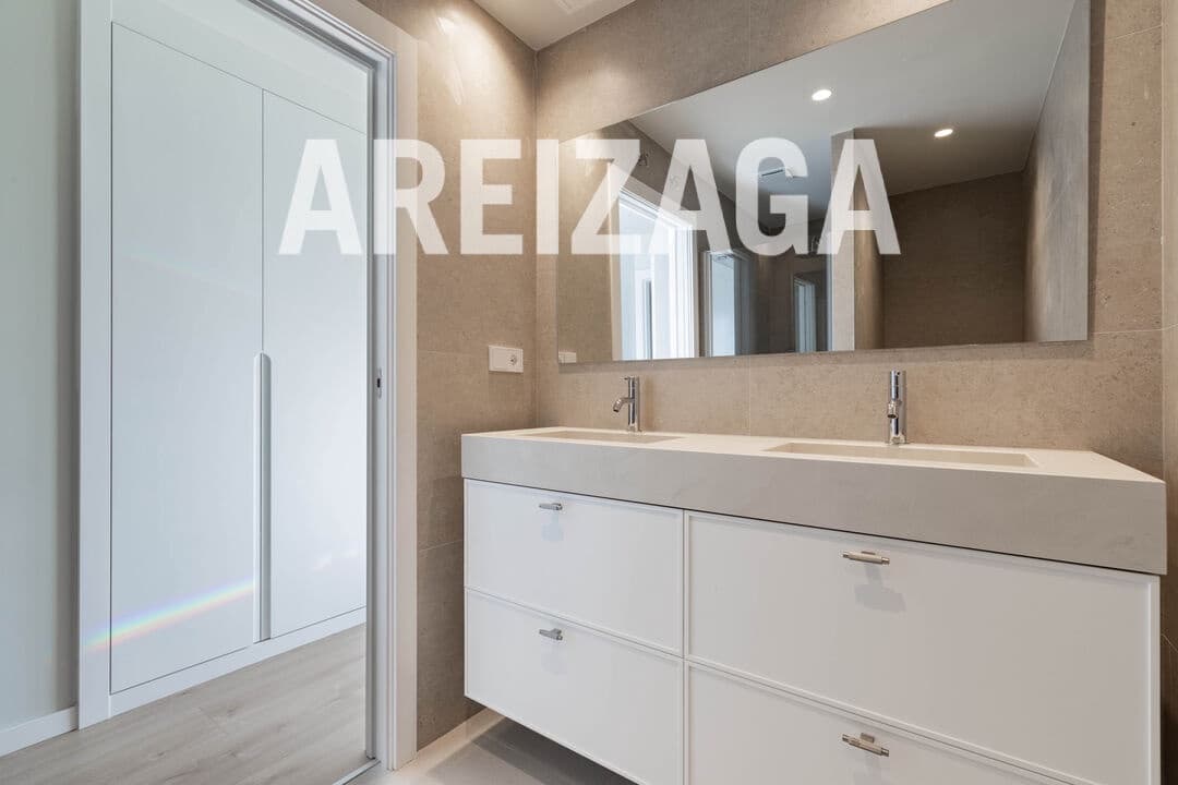 2 quarto Apartamento para venda em Donostia-San Sebastian - 1 525 000 € (Ref: 9650663)