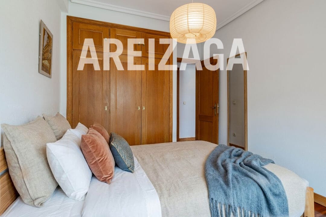 3 bedroom Flat for sale in Donostia-San Sebastian - € 925,000 (Ref: 9654474)