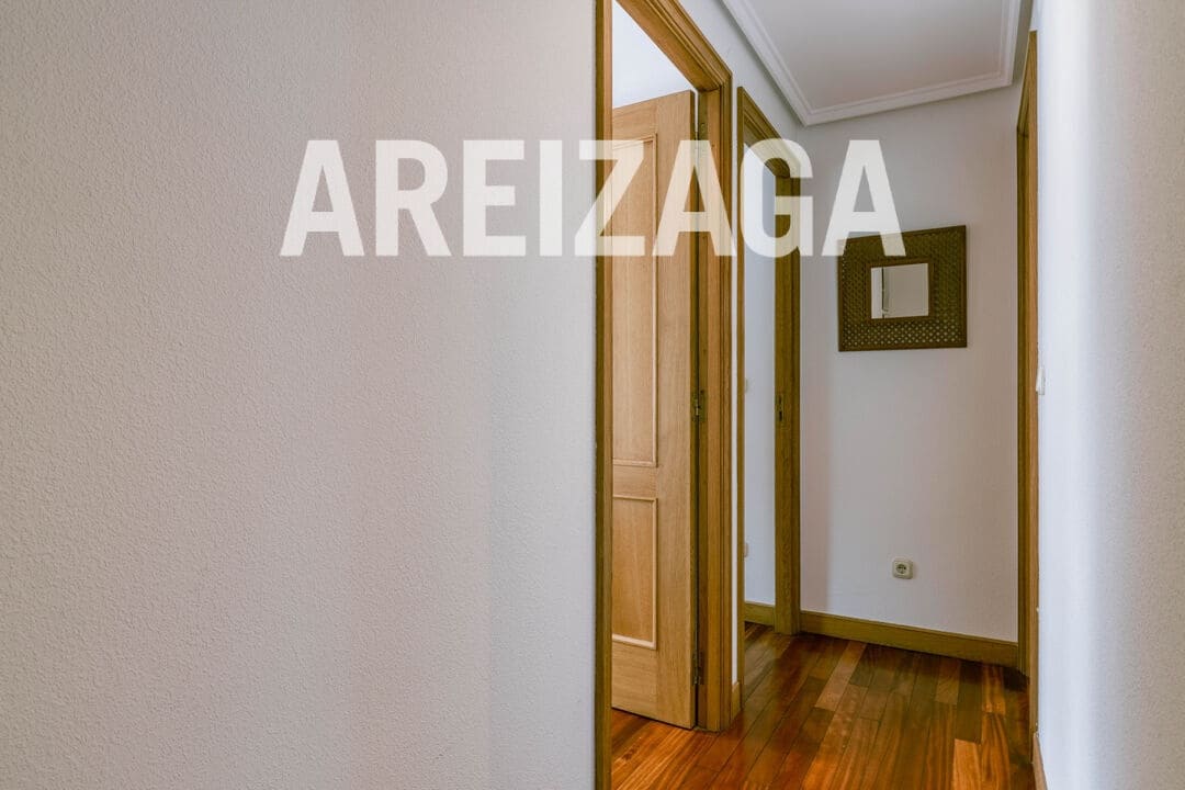 3 bedroom Flat for sale in Donostia-San Sebastian - € 925,000 (Ref: 9654474)